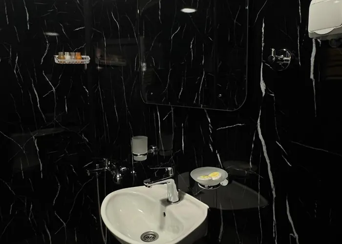 M&p Flyinn * Podgoriçe